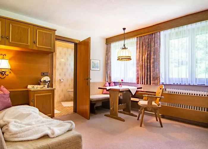 Koecks Bed & Breakfast Guest house Galtuer
